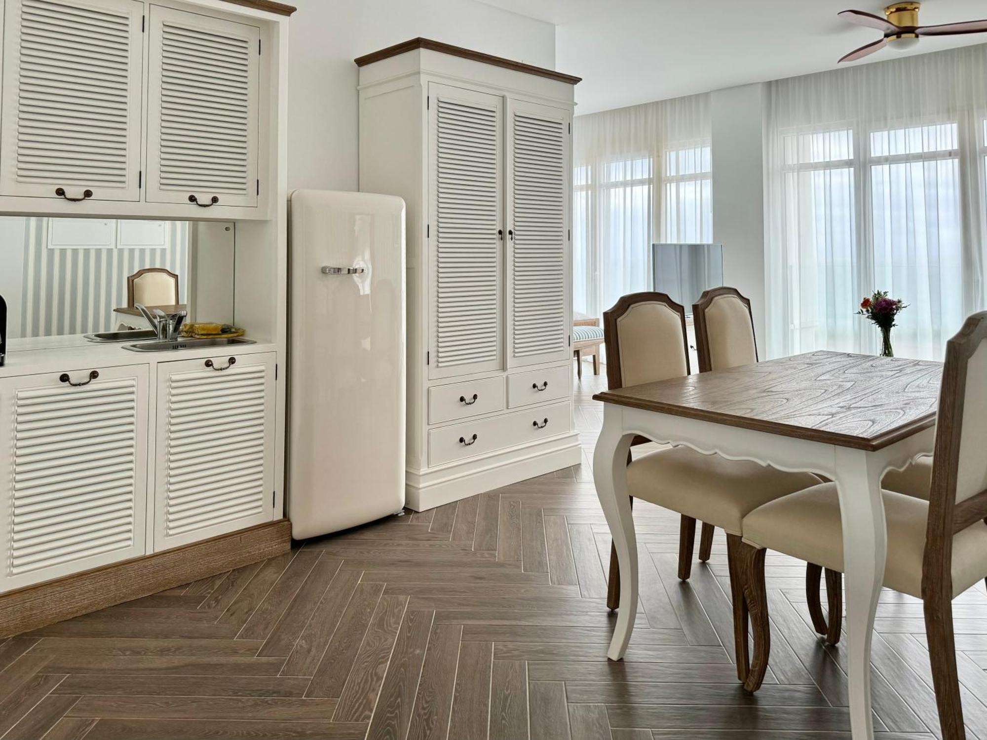 Ocean View Apartments Lourinha  Ruang foto
