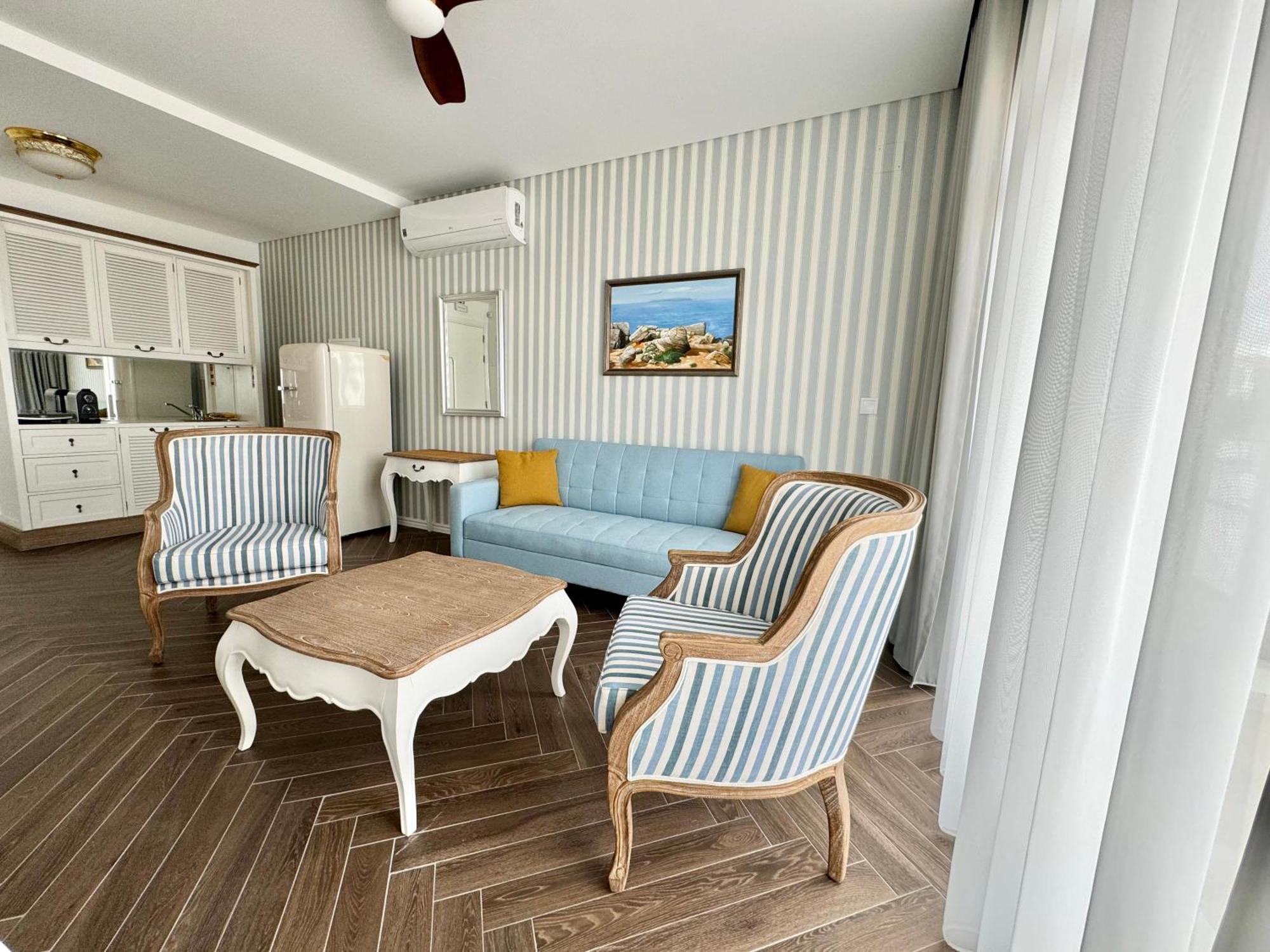 Ocean View Apartments Lourinha  Ruang foto