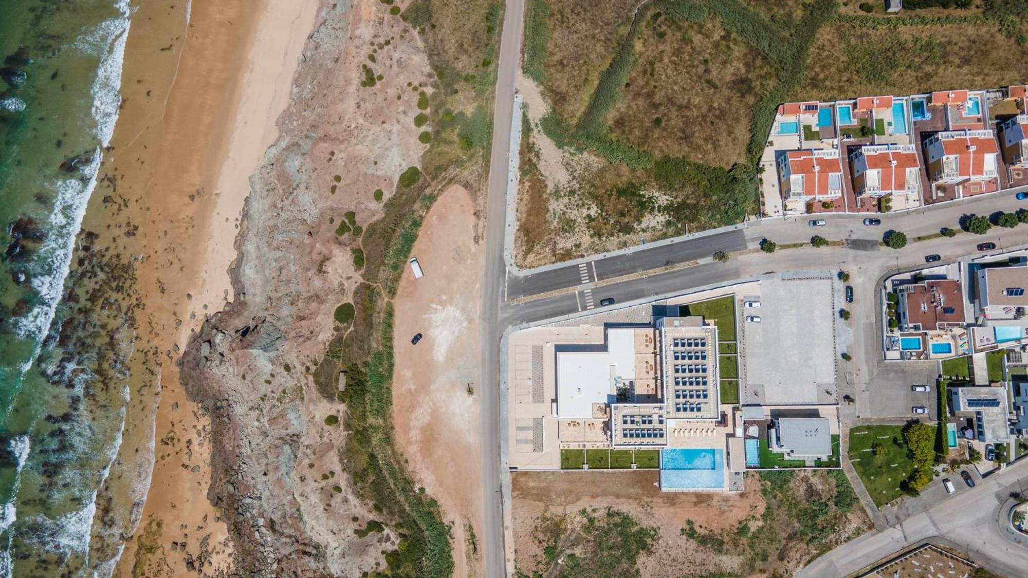 Ocean View Apartments Lourinha  Bagian luar foto