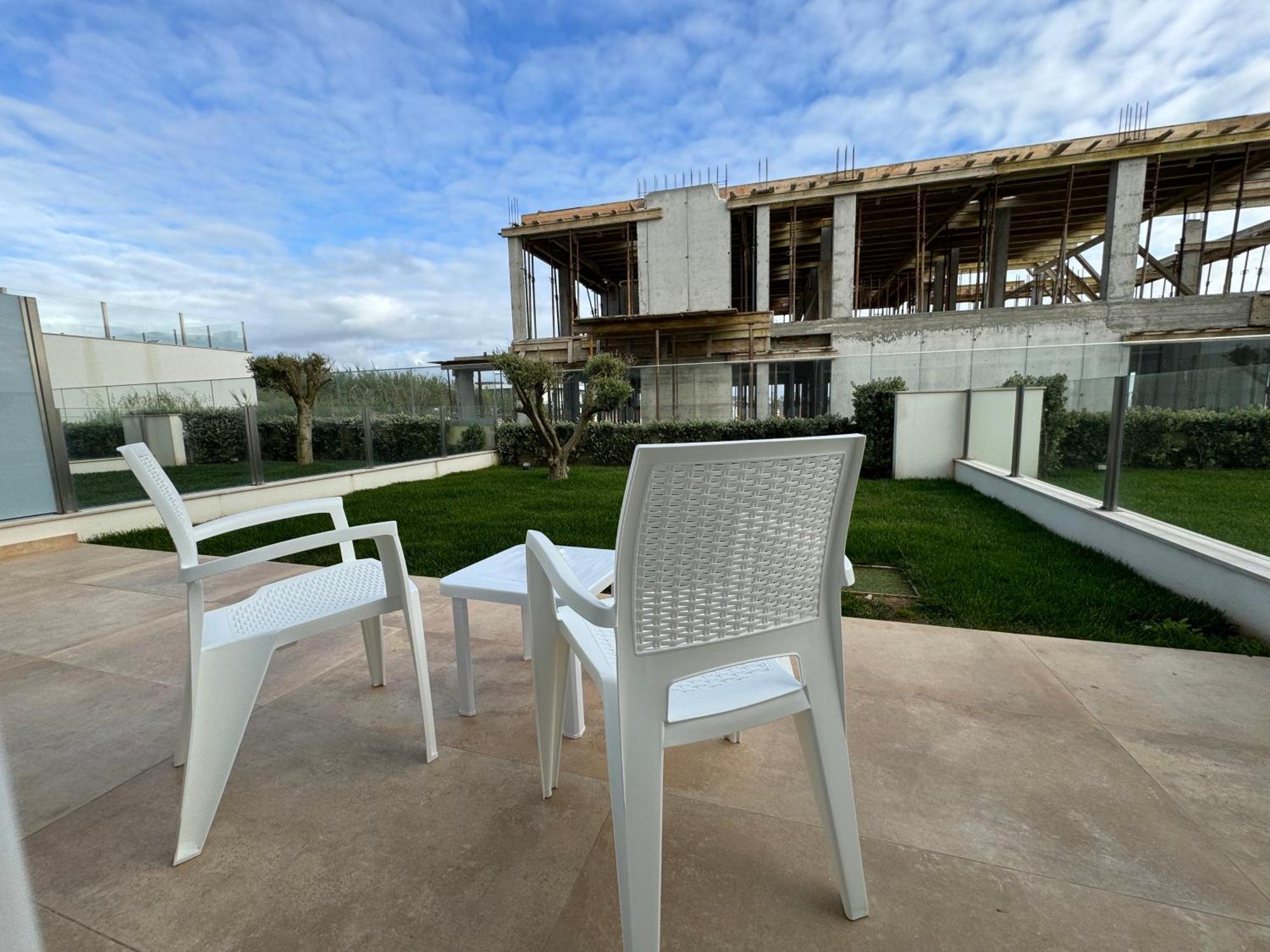 Ocean View Apartments Lourinha  Bagian luar foto