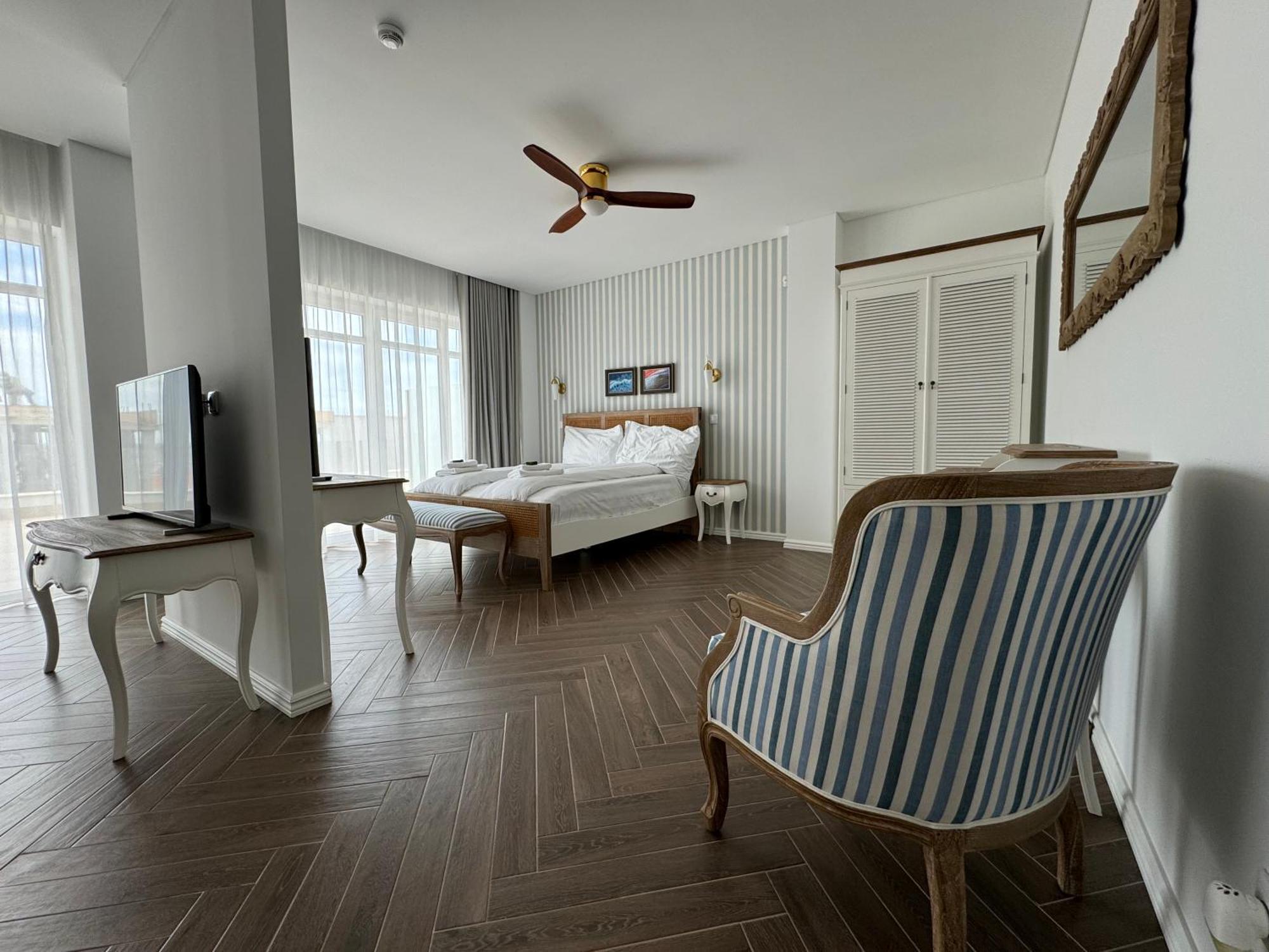 Ocean View Apartments Lourinha  Bagian luar foto
